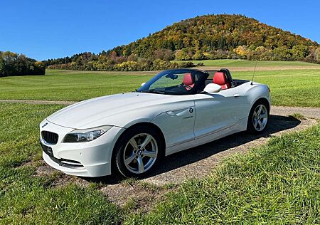 BMW Z4 Roadster sDrive23i Navi Bluetooh Tempomat PDC