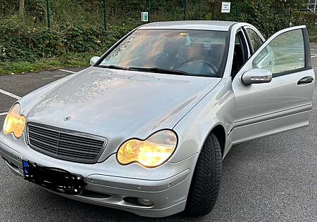 Mercedes-Benz C 180 Classic