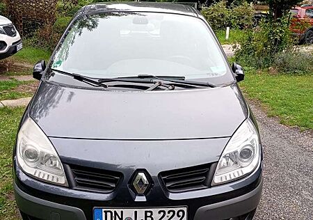 Renault Scenic 1.9 dCi FAP Conquest
