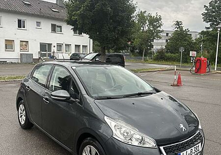Peugeot 208 82 VTI Style