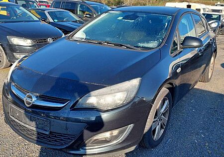 Opel Astra Active