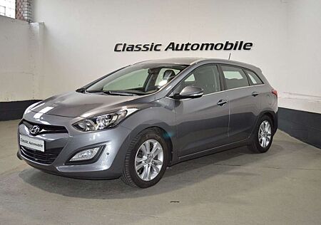 Hyundai i30 cw Trend *Automatik*Navi*