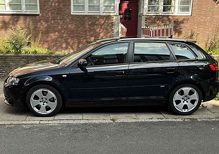 Audi A3 2.0 TDI Sportback DPF quattro S line Sportpaket