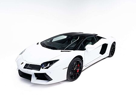 Lamborghini Aventador LP 700-4 Roadster