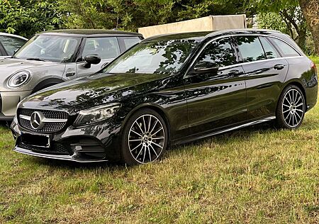 Mercedes-Benz C 300 T 9G-TRONIC AMG Line, Multibeam, Burmester