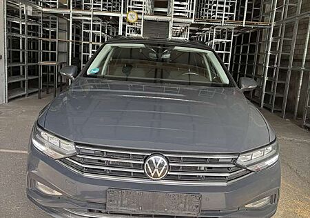 VW Passat Variant Volkswagen 2.0 TDI SCR DSG ACC