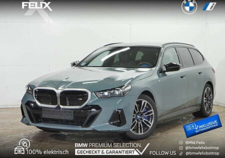 BMW i5 M60 xDrive Touring+ICONIC GLOW+AHK+PANORAMA