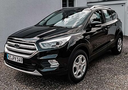 Ford Kuga Cool & Connect