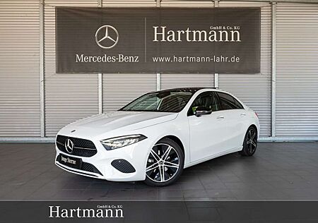 Mercedes-Benz A 200 Limousine Progressive Panorama Night KeyGo