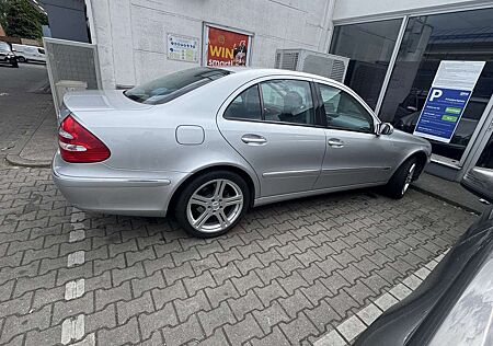 Mercedes-Benz E 200 T Kompressor Automatik Elegance