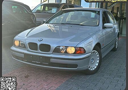 BMW 520 i Limousine *nur 79TKM*KLIMAAUTOMATIK*SHD*