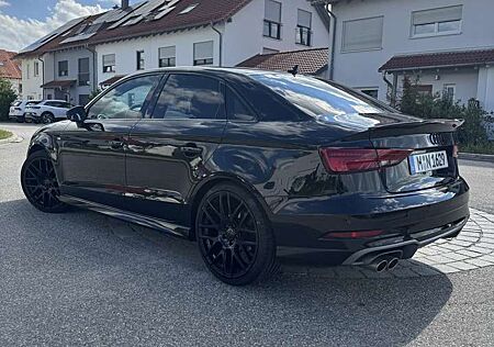 Audi A3 35 TFSI Sport, S-Line, LED, Panorama Dach