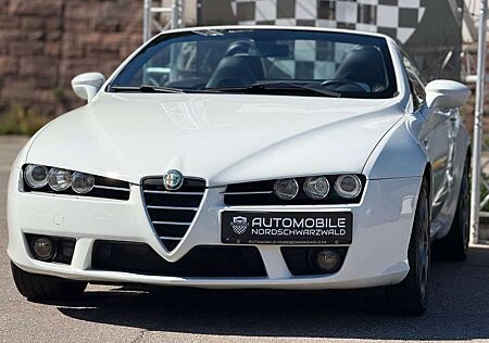 Alfa Romeo Spider 2.2 JTS 16V | BOSE LEDER SHZ KLIMAAUT