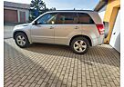 Suzuki Grand Vitara 2.4 Club