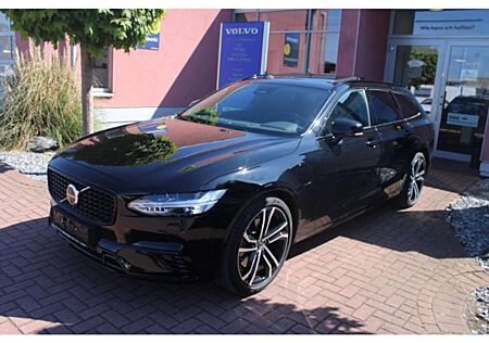 Volvo V90 T6 Plug-In Hybrid AWD Plus Dark mit Luftfw.,Panora