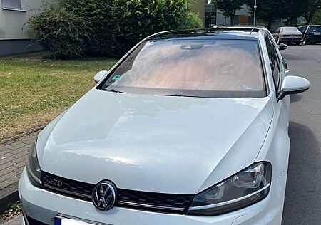 VW Golf Volkswagen GTD GTD BlueMotion Technology DSG