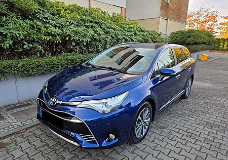Toyota Avensis Touring Sports 1.8 Multidrive S Comfort