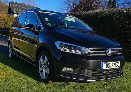 VW Touran Volkswagen 2.0 TDI SCR (BlueMotion Technology) Highline