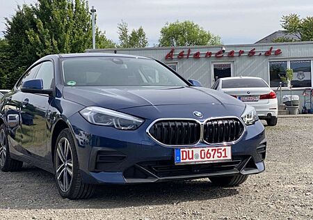 BMW 218 i Advantage #Lkrdhz#Navi#AHK#SHZ#DAB