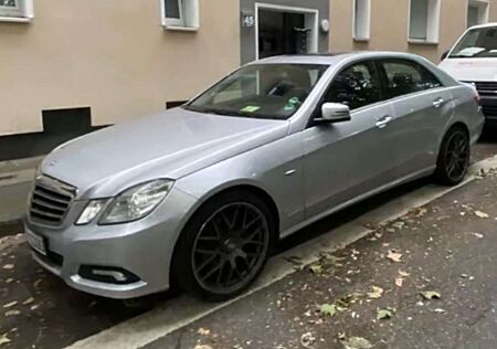 Mercedes-Benz E 200 CDI DPF BlueEFFICIENCY Automatik Elegance