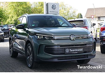 VW Tiguan Volkswagen 2.0 TDI Goal PANO AHK ACC key 360°