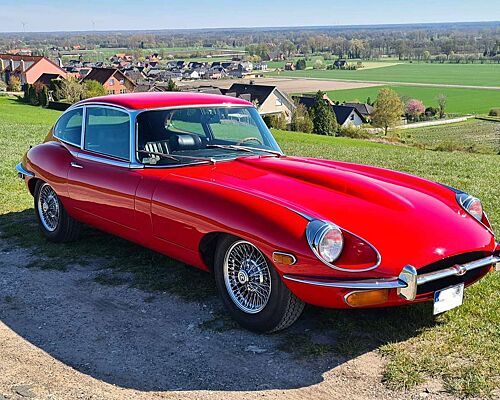Jaguar E-Type sehr gepflegter 6-Zylinder mit Chromspeichen
