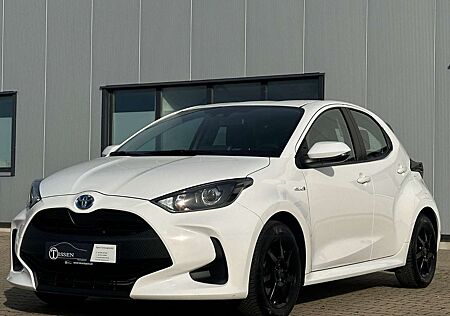 Toyota Yaris Hybrid Business Edition Navi Cam SHZ ACC