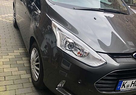 Ford B-Max 1.0 EcoBoost Titanium