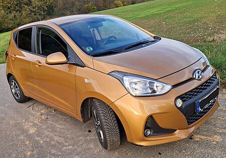 Hyundai i10 1.2 Trend ***1.Hand***Navi***Sonderausstattung