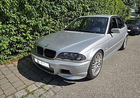 BMW 320i 320