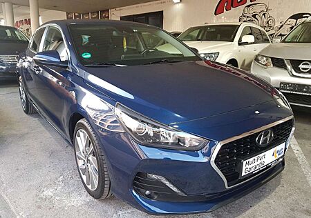 Hyundai i30 Fastback Style/1HAND/Navi/Kamera/Garantie