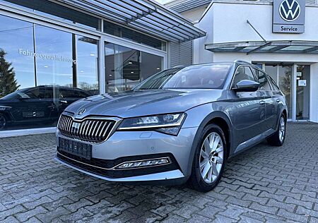Skoda Superb Combi 1.5TSI STYLE LED*ACC*PDC*17-ZOLL