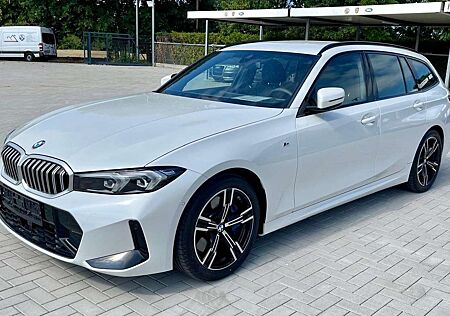 BMW 330i 330 Touring M Sport LED Kamera Cockpit Leder