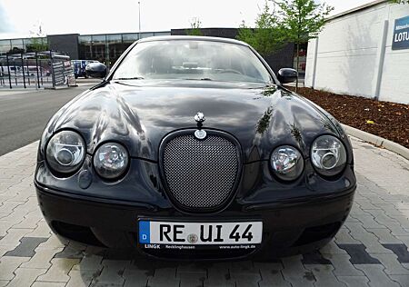 Jaguar S-Type R