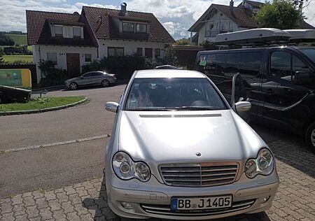 Mercedes-Benz 200