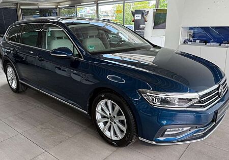 VW Passat Variant Volkswagen Passat*Variant*R Line*Virtual*Pano*IQ Light*ACC*