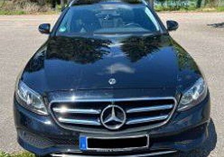 Mercedes-Benz E 300 E-Klasse T-Modell Diesel Plugin Hybrid de T 9G-TRO