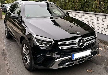 Mercedes-Benz GLC 220 d 4Matic 9G-TRONIC