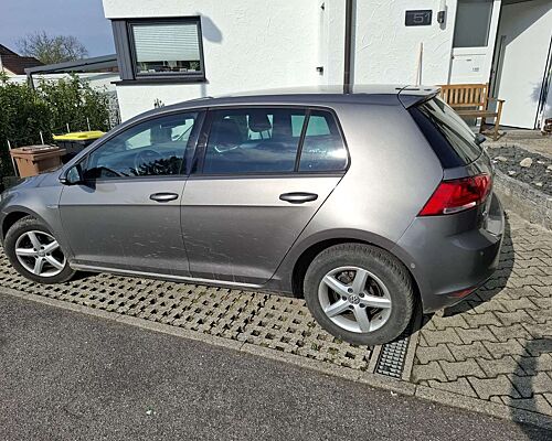 Volkswagen Golf 1.2 TSI BlueMotion Technology Cup