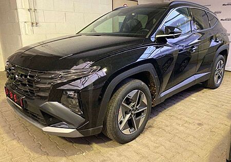 Hyundai Tucson Trend Hybrid 2WD