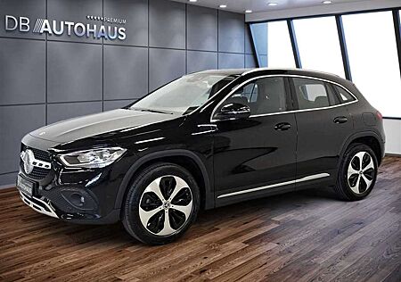 Mercedes-Benz GLA 200 Progressive DCT 4MATIC