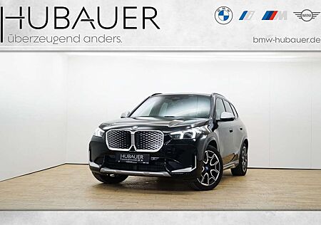 BMW iX1 xDrive30 [xLine, RFK, SHZ, Anhängerkupplung]