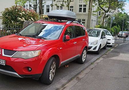 Mitsubishi Outlander 2.0 DI-D 4WD Inform