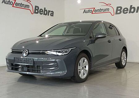 VW Golf Volkswagen 8 Lim. 1.5 TSI 85 kW Life LED/Navi/ACC/AHK