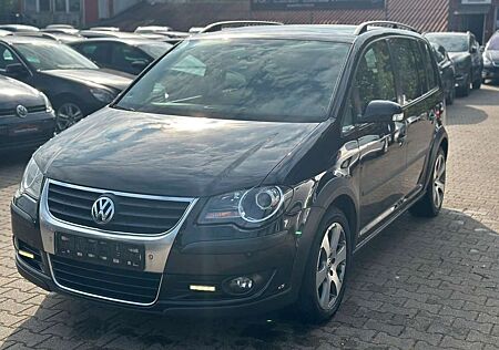 VW Touran Volkswagen CrossTouran