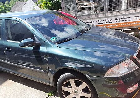 Skoda Octavia Combi 1.6 FSI Elegance