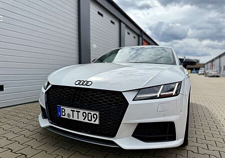 Audi TT 2.0 TFSI quattro