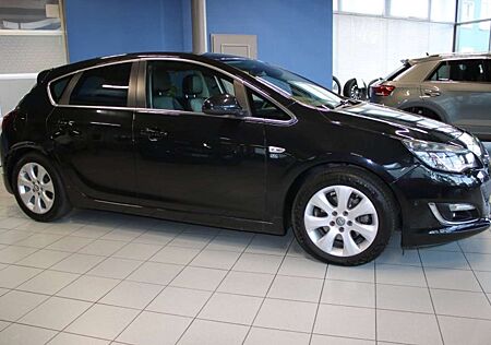Opel Astra J 1.7 CDTI OPC-Line Bi-Xenon/Navi/Schiebedach