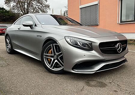 Mercedes-Benz S 63 AMG Coupe 4Matic Edition 1 / LED / PANO