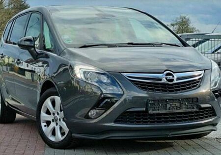Opel Zafira Tourer 1.4 Turbo Edition